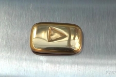 金价、银价创历史新高后遭遇大幅获利了结