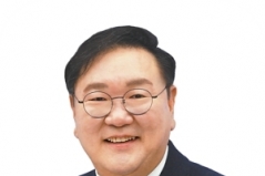 同心协力 共赢未来 ——访韩中议员联盟会长金太年