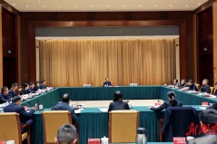 毛万春在湖南蓉园集团宣讲调研