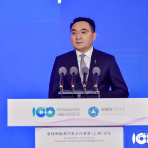 赛力斯康波：增程不是一个过渡技术，将与纯电和插混长期共存！多数用户都把增程式电动 ...