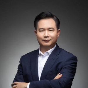每经20周年专题系列丨广汽埃安古惠南：颠覆性的汽车产业革命将在未来10年出现 ...