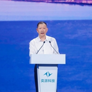 奕派科技发布“未来之翼”战略，2026款东风奕派eπ008限时价17.36万 ...