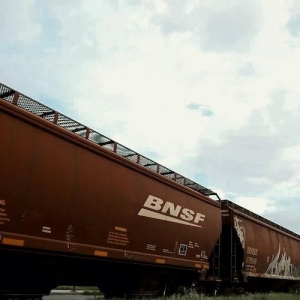 裂解、基差与空头：三把“隐形刹车”如何改写本周行情？
