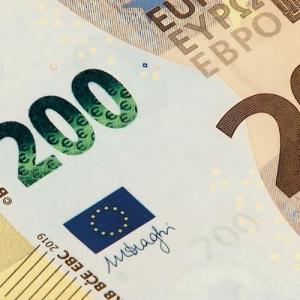 多空都在挤：1.17关口前，欧元/美元谁先眨眼？