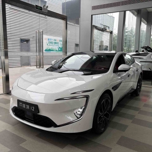 新能源乘用车又降价了！六年来均价首次跌破16万元，纯电动车降得最狠 ...