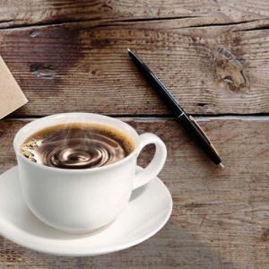 10月24日财经早餐：地缘避险需求再起支撑金价，美制裁俄罗斯原油企业，油价创两周最高 ...