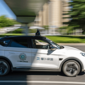 彭博：中国自动驾驶出租车企业加速出海，美国巨头已落后