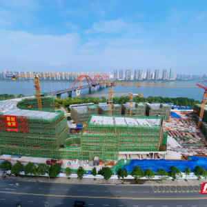 湘江基金小镇二期全面封顶 湖南金融中心将再添地标