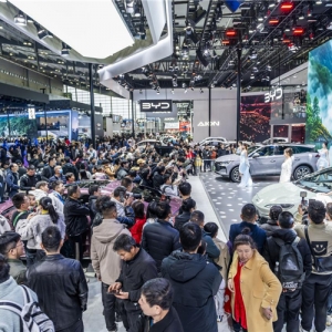 政企联动促消费，长沙国际车展启动“万人汽车团购会”