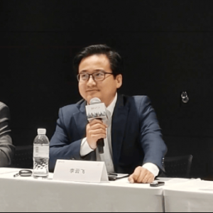 关于电池路线的讨论，再次引发行业关注！李云飞：比亚迪将坚持磷酸铁锂电池路线，安全 ...