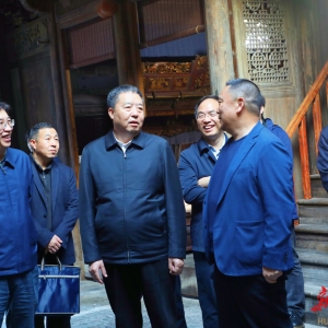 毛万春在张家界市宣讲调研 积极探索推广绿水青山转化为金山银山的路径 ...