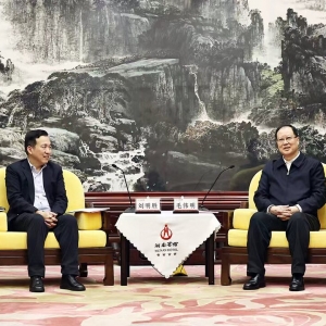 省政府与国家电投集团举行工作会谈 毛伟明刘明胜出席