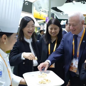 进博8年再创纪录！外企点赞中国大市场！