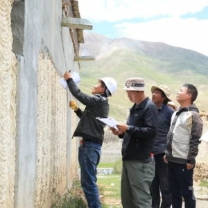 西藏定日6.8级地震灾后万户民房完成维修加固