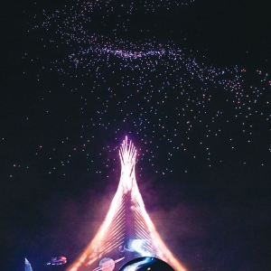 浏阳烟花破圈迭代焕新颜