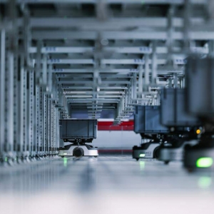 刘强东的一盘大棋：京东、机器人与固态电池