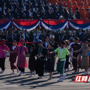 老挝建国50周年庆典 多位湘商代表受邀观礼