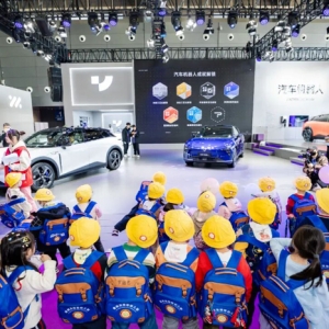 “超能小馆长”长沙国际车展科技研学之旅亮点大揭秘