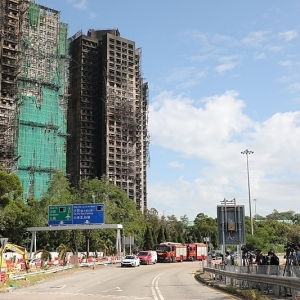 视频丨香港消防处：感谢内地驰援 下一步工作重点转向火警调查 ...