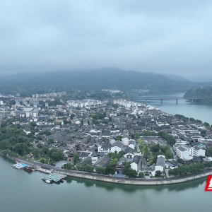 仅0.85平方公里的黔阳古城，祖孙三代为啥画了40年