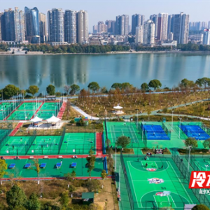 永州冷水滩：晴日暖冬里 运动健身乐