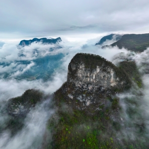 张家界七星山“荒野求生”挑战赛收官 8位选手斩获五重硬核权益 ...