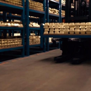 历史性时刻：黄金突破近两个月高位，下一个目标是4500？