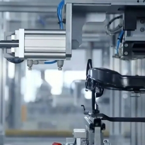 视频丨全力实现“十五五”良好开局 中央经济工作会议精神引发热烈反响 ...