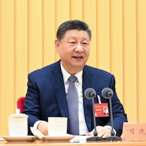 微镜头·习近平总书记在中央经济工作会议上丨“追求实实在在、没有水分的增长” ...