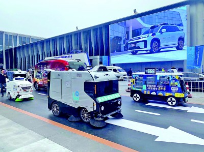 向“新”布局，中国制造挺直“脊梁”