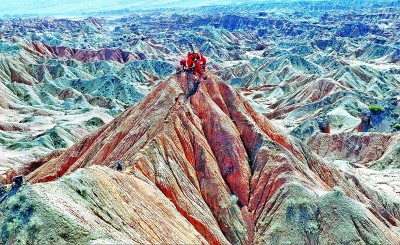 大调研，我们在行动丨只有荒凉的沙漠，没有荒凉的人生 ——瀚海戈壁里这些可歌可泣的 ...