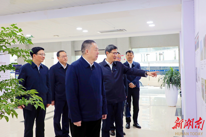 毛万春在部分能源央企驻湘单位调研