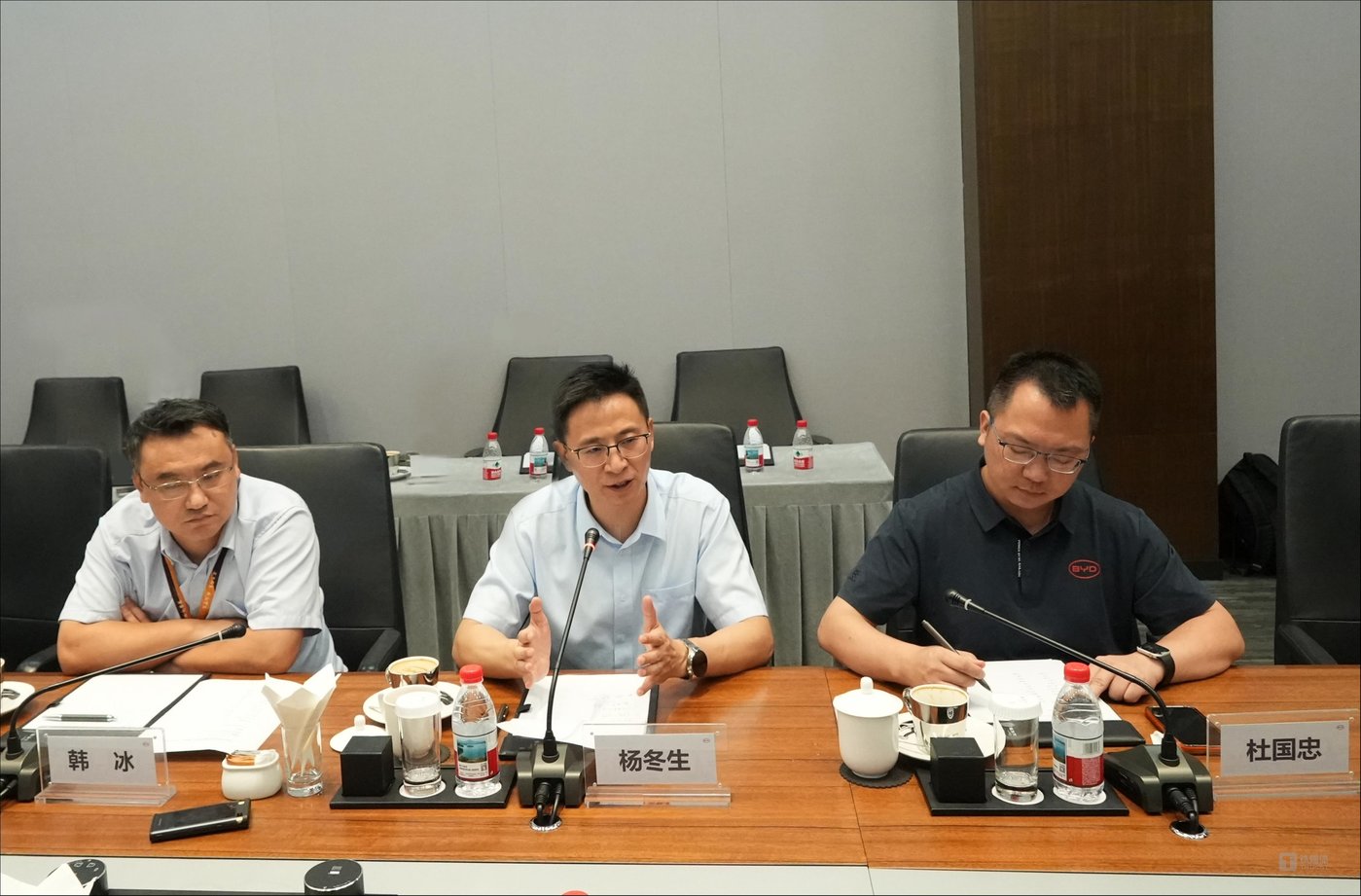 比亚迪集团高级副总裁、汽车新技术研究院院长杨冬生