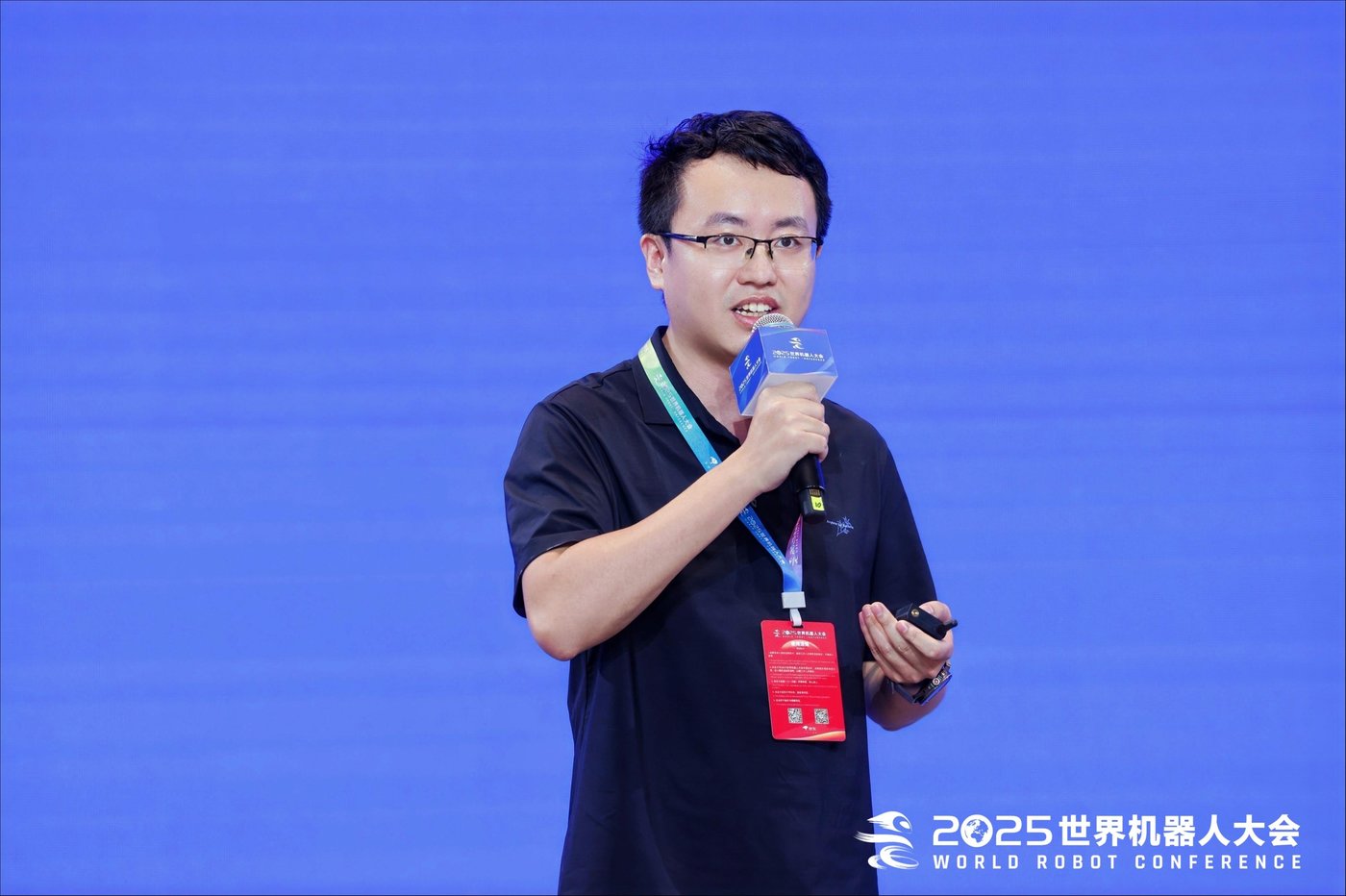 星动纪元创始人、清华大学交叉信息研究院助理教授陈建宇